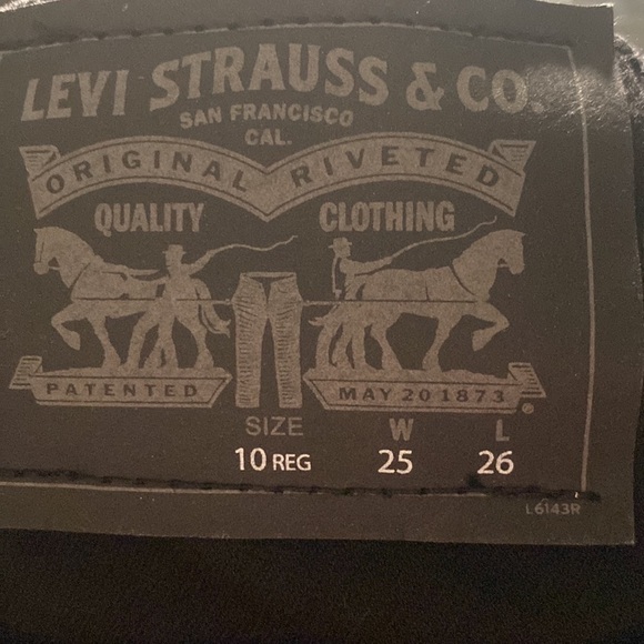 Levi's Boys' Skinny Fit Pull on Jeans. REG 10 Size 25x26 - Picture 11 of 11